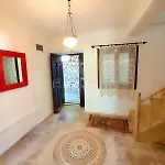 Mulberry House بيت للعطل كاس
