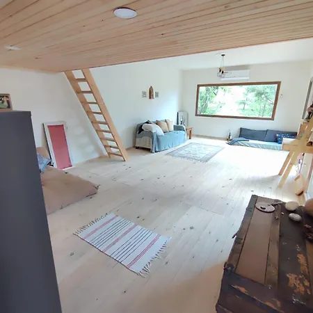 Mulberry House * 卡斯